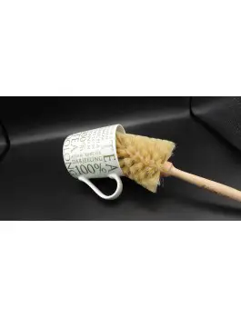 Brosse pratique pour mugs